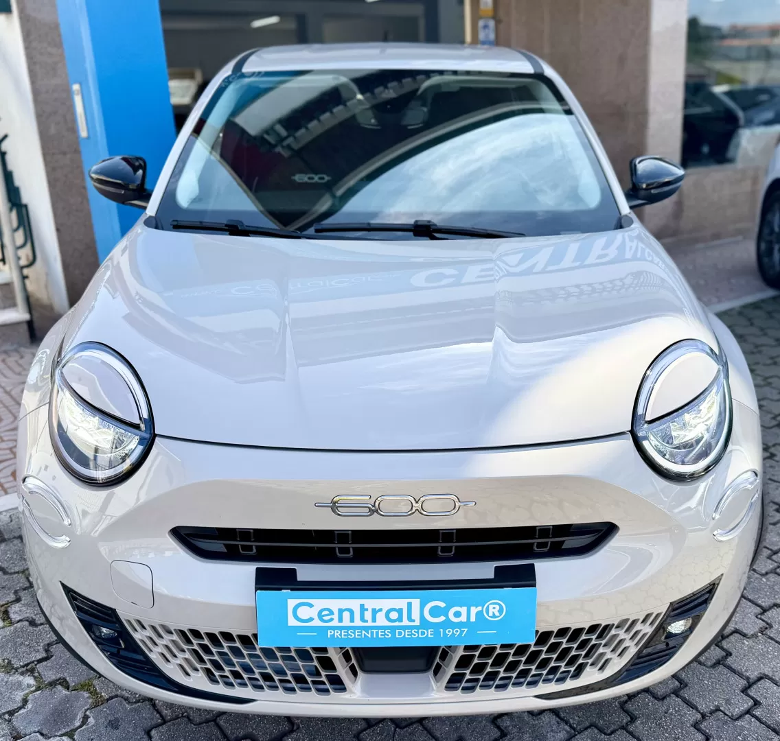 Fiat 600 1.2 E-Hybrid Auto 110Cv | CARPLAY - foto 4