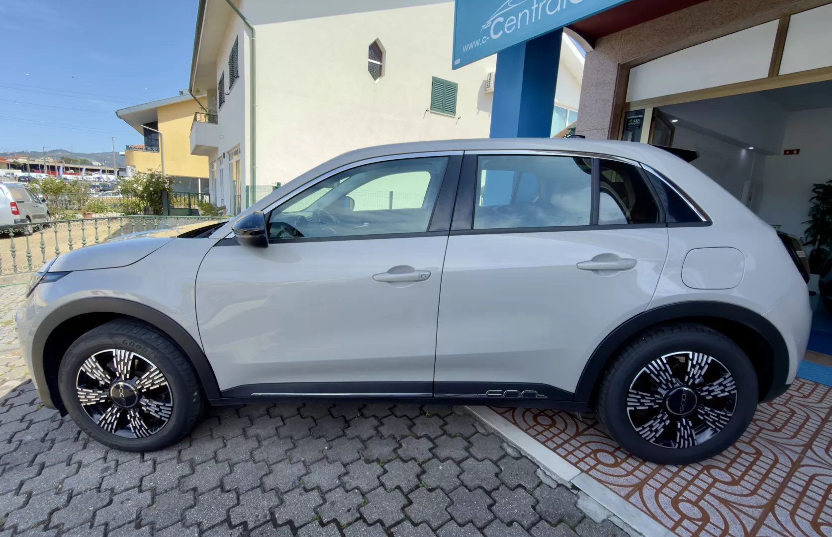 Fiat 600 1.2 E-Hybrid Auto 110Cv | CARPLAY - foto 6