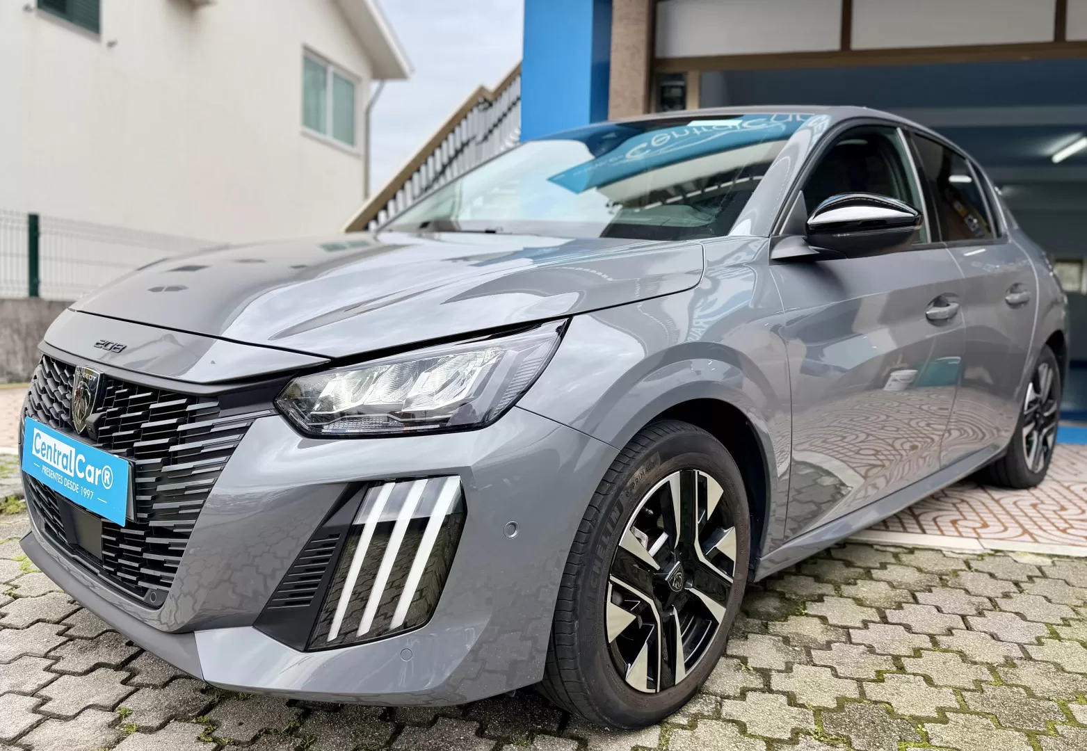 Peugeot 208 1.2 PureTech Allure 101Cv | CÂMARA | CARPLAY - foto 5