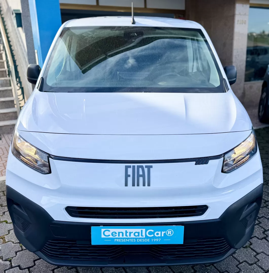 Fiat  Doblo 1.5 BlueHDi L2H1 102Cv | CARPLAY | CÂMARA | 3 LUG | IVA DEDUTÍVEL - foto 4