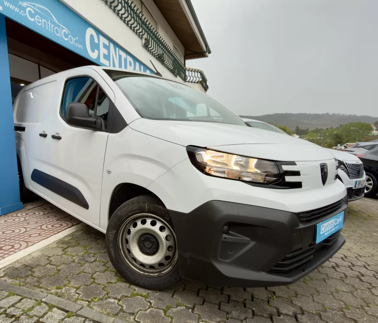 Peugeot  Partner 1.5 BlueHdi L2H1 102Cv | CARPLAY | CÂMARA | IVA DEDUTÍVEL | 3 LUG