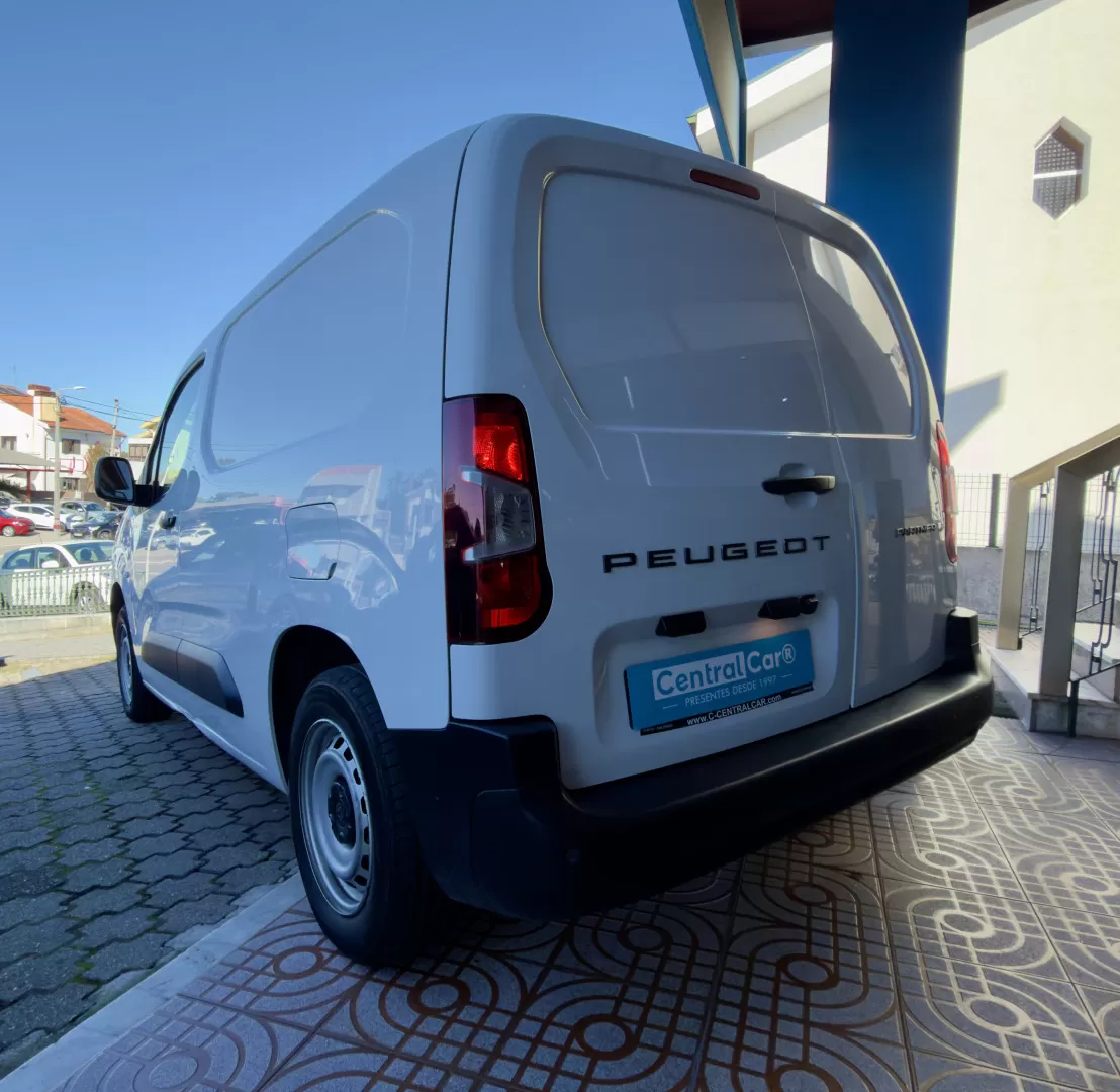 Peugeot  Partner 1.5 BlueHdi L1H1 102Cv | CARPLAY | CÂMARA | 3 LUG | IVA DEDUTÍVEL - foto 8