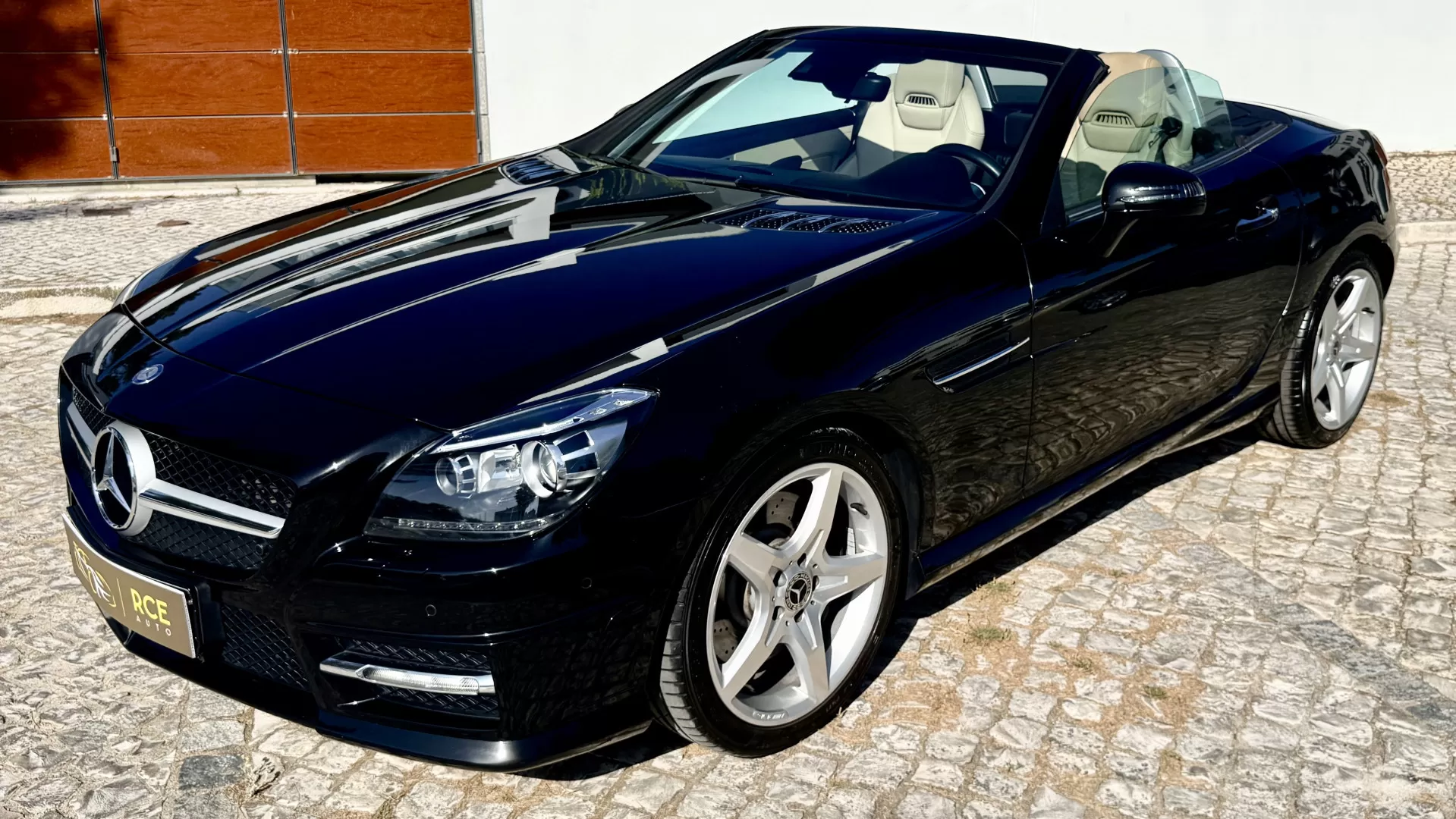 Mercedes-Benz SLK 200 (BlueEFFICIENCY) 7G-TRONIC AMG
