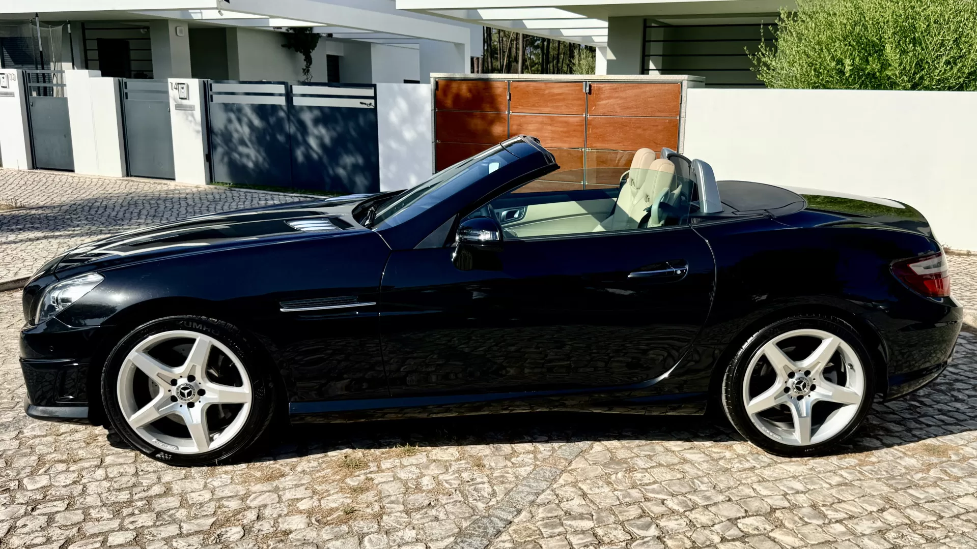 Mercedes-Benz SLK 200 (BlueEFFICIENCY) 7G-TRONIC AMG - foto 4