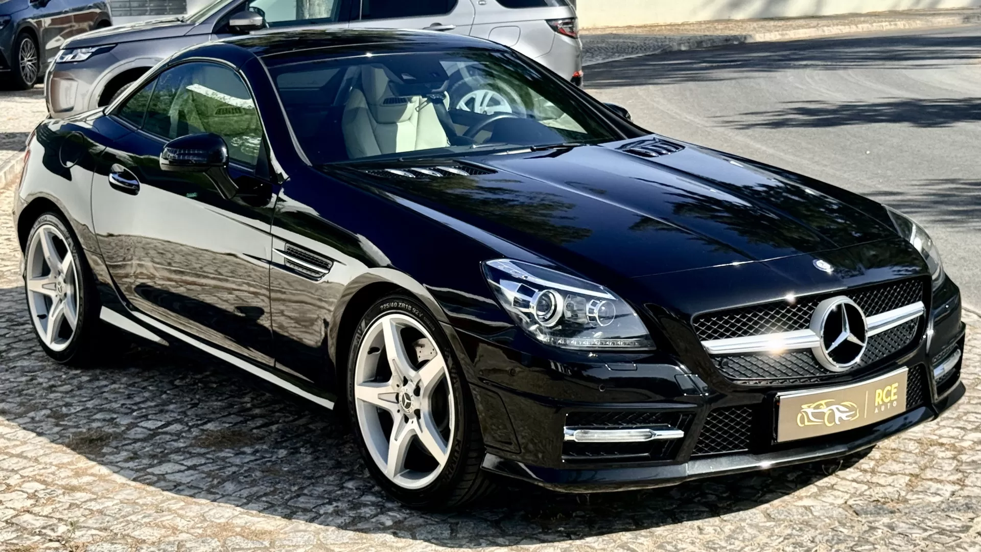 Mercedes-Benz SLK 200 (BlueEFFICIENCY) 7G-TRONIC AMG - foto 8