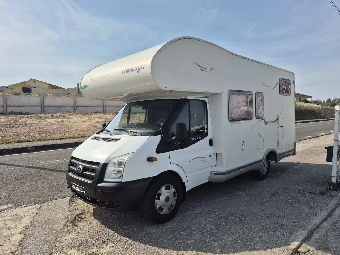 Ford  TRANSIT 2.2 TDCI  - AUTO-CARAVANA - CHALLENGER   -  5 DORMIDAS - 4 LUGARES - foto 5