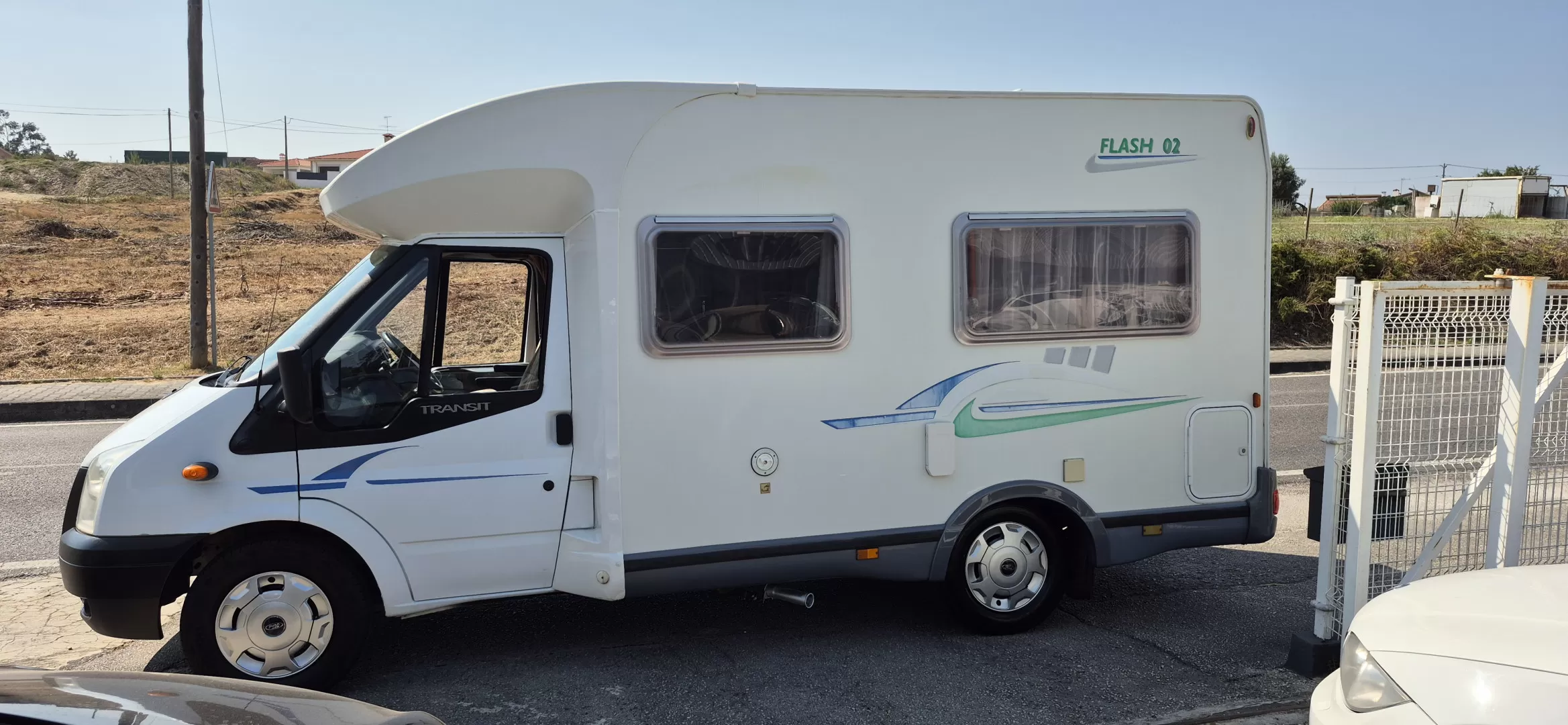 Ford  TRANSIT 2.2 TDCI  - AUTO-CARAVANA -  CHALLENGER  FLASH 02  - 4 LUGARES - 4 DORMIDAS - foto 5