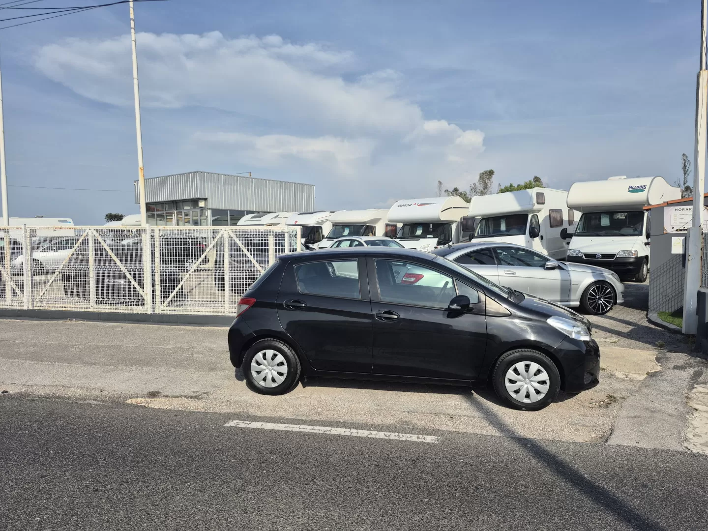 Toyota Yaris 1.0 VVT-i Comfort+AC+VSC - foto 2