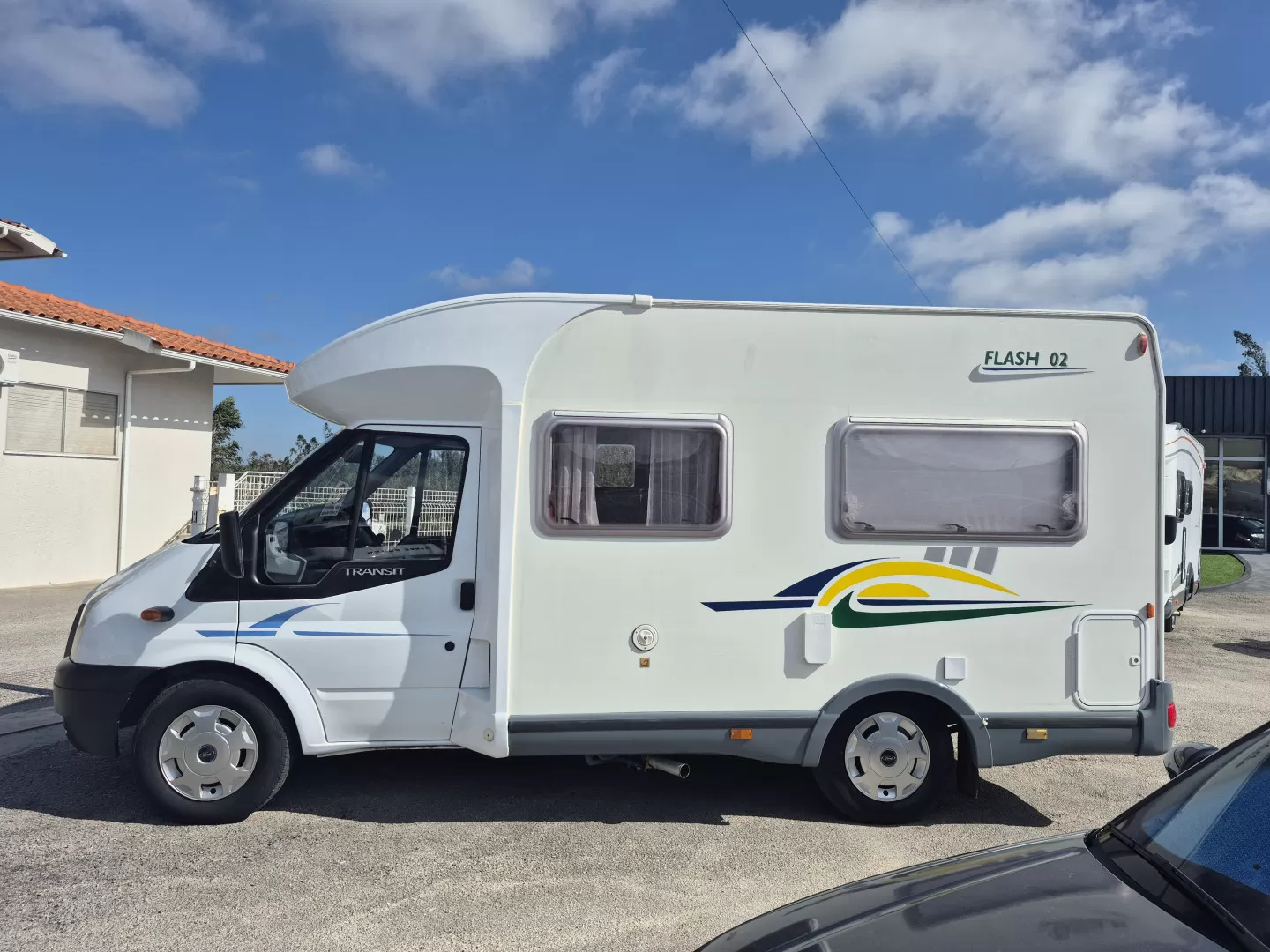 Ford  TRANSIT 2.2 TDCI  - AUTO-CARAVANA -  CHAUSSON  FLASH 02  - 4 LUGARES - 4 DORMIDAS - foto 2