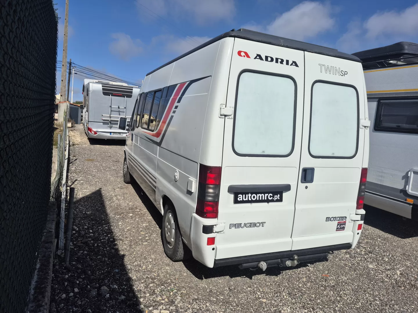 Peugeot  Boxer  2.5 TD   108  CV - AUTO VIVENDA XXL  - 4 LUGARES - 4 DORMIDAS - foto 4