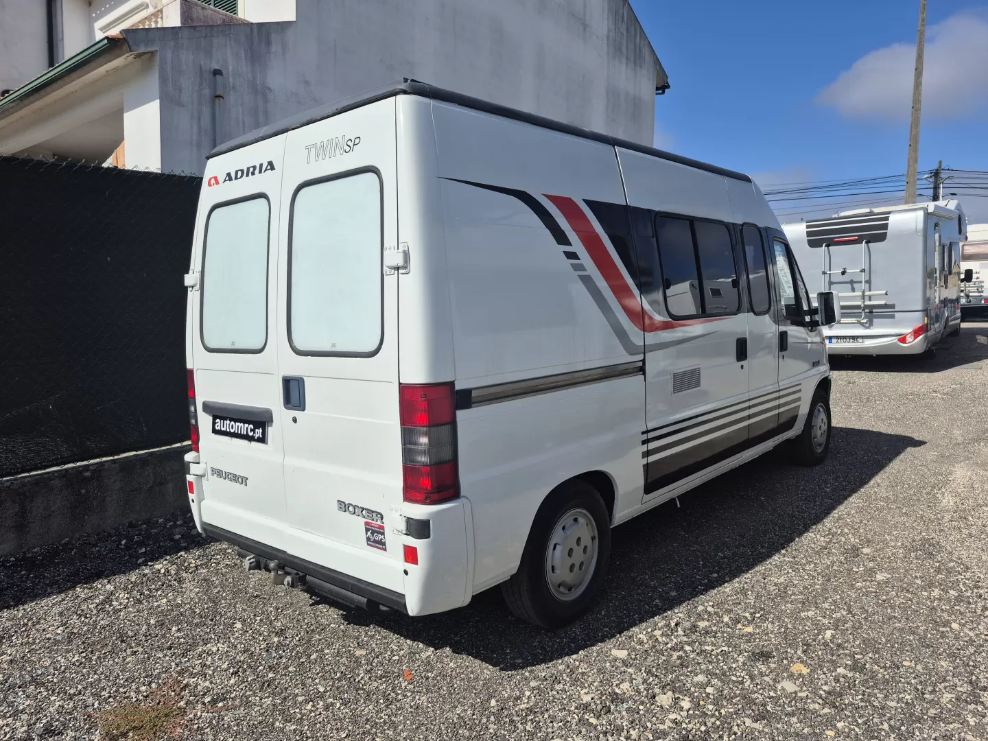 Peugeot  Boxer  2.5 TD   108  CV - AUTO VIVENDA XXL  - 4 LUGARES - 4 DORMIDAS - foto 6