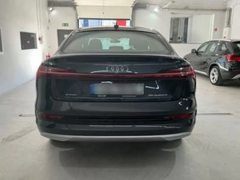 Audi e-tron Sportback 55 Quattro - foto 4