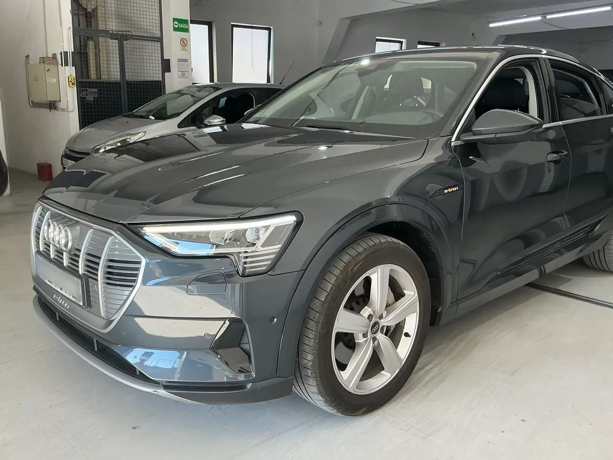 Audi e-tron Sportback 55 Quattro - foto 2