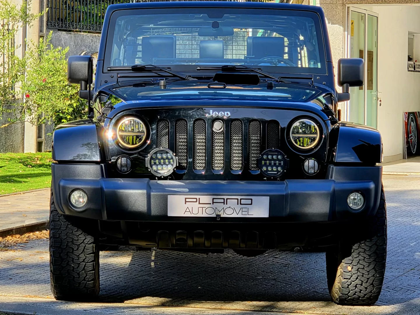 Jeep Wrangler Unlimited 2.8 CRD ATX Sahara Limited - foto 2