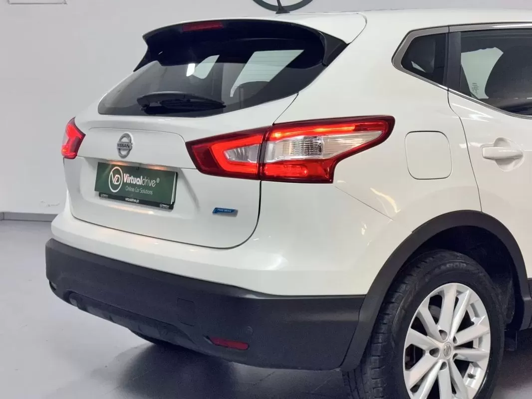 Nissan Qashqai 1.5 dCi Acenta Connect - foto 7