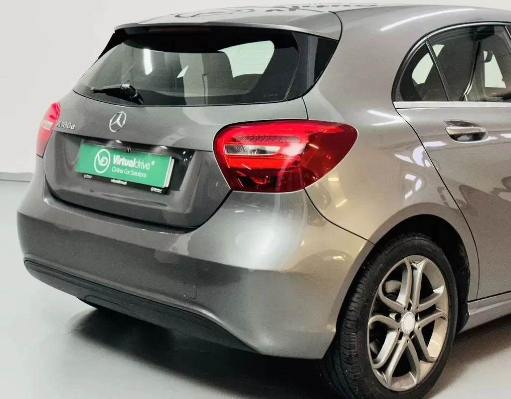 Mercedes-Benz A 180 d 7G-DCT Peak Edition - foto 7