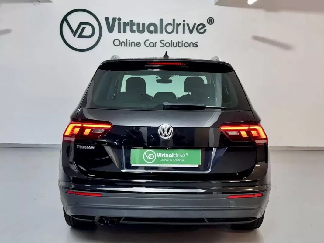 VW Tiguan 1.6 TDI Confortline - foto 8