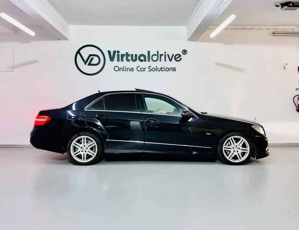 Mercedes-Benz E 250 CDi Avantgarde BlueEfficiency Auto. - foto 5