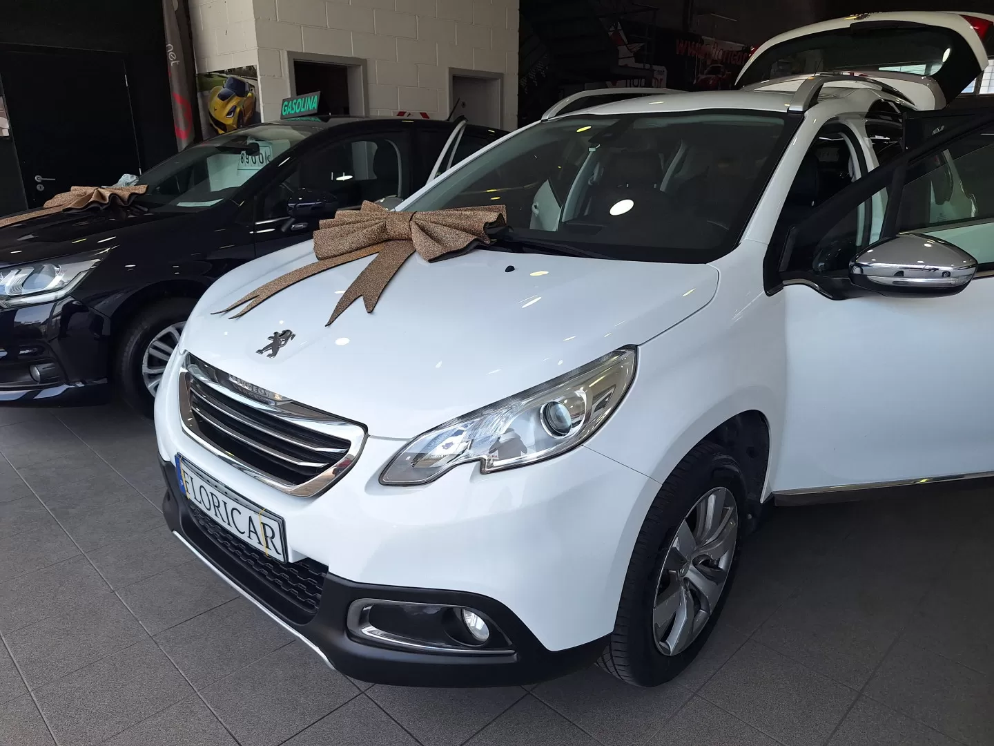 Peugeot 2008 1.2 VTi Allure - foto 2