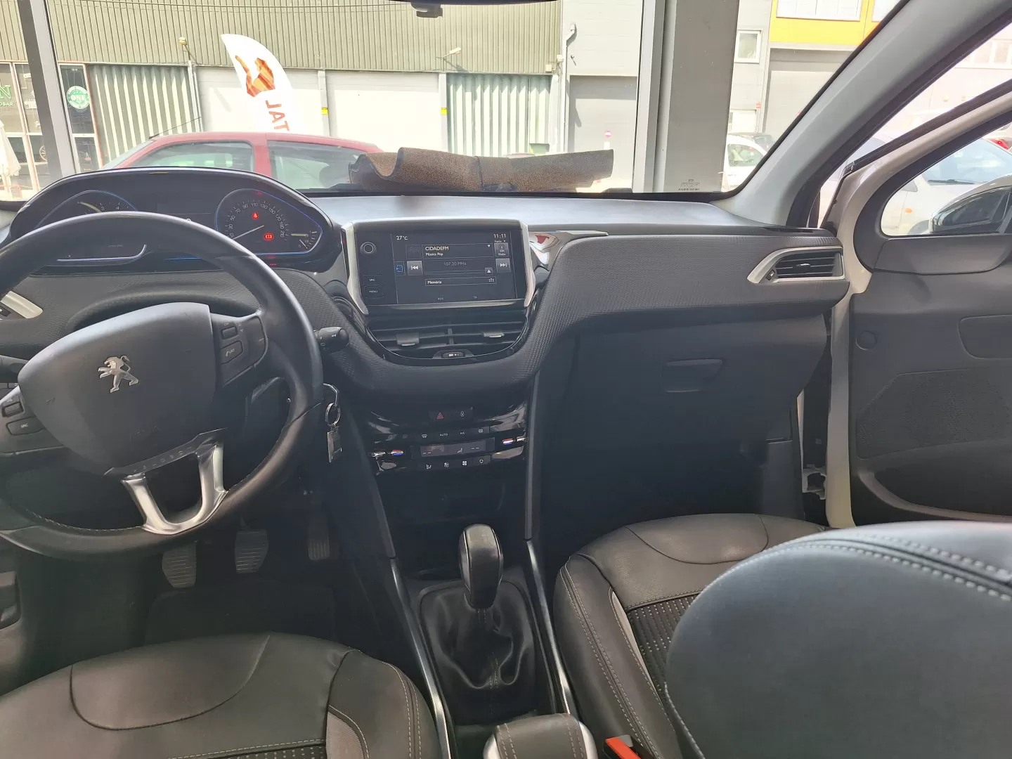 Peugeot 2008 1.2 VTi Allure - foto 3