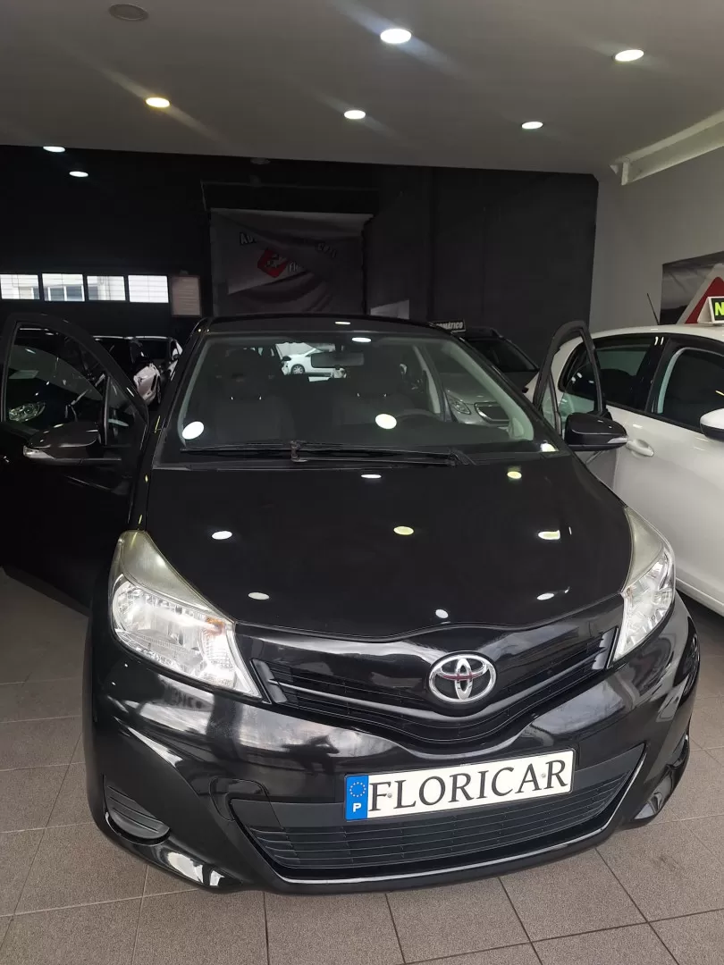 Toyota Yaris 1.0 VVT-i Comfort - foto 2