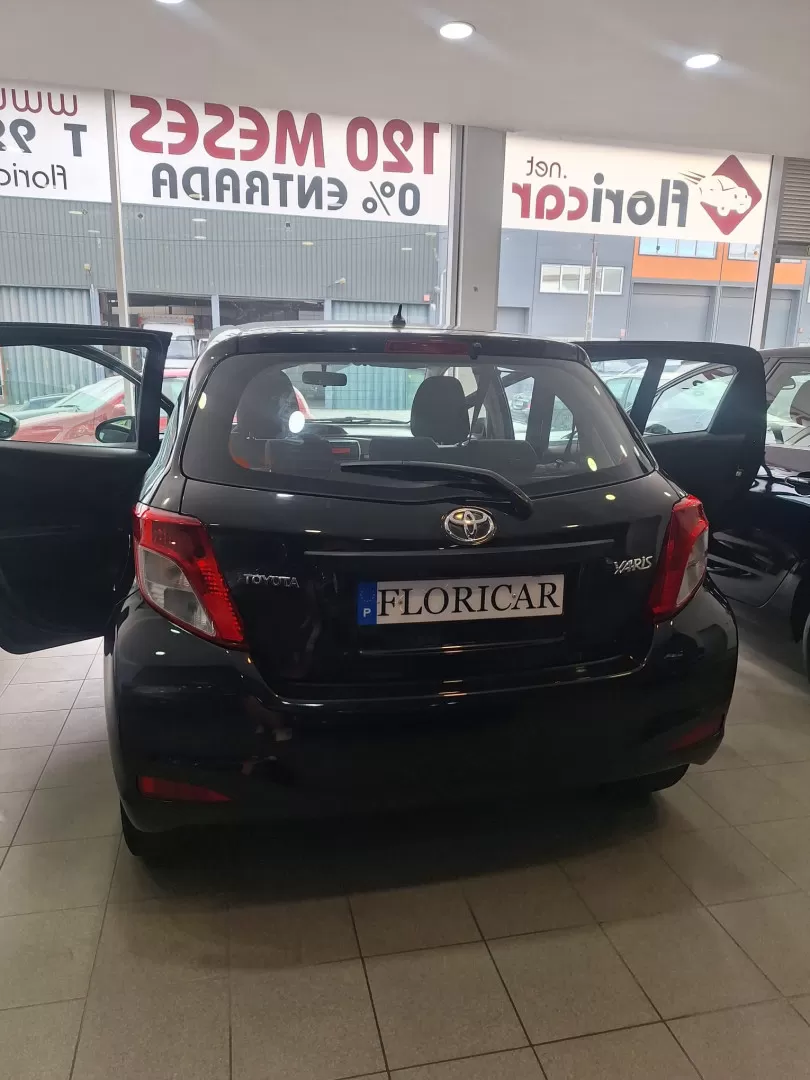 Toyota Yaris 1.0 VVT-i Comfort - foto 5
