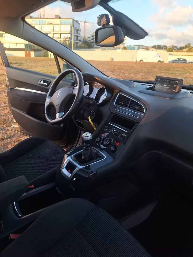 Peugeot 5008 1.6 BlueHDi Allure - foto 3