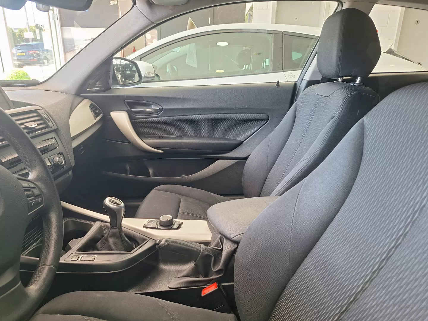 BMW 118 d xDrive - foto 6