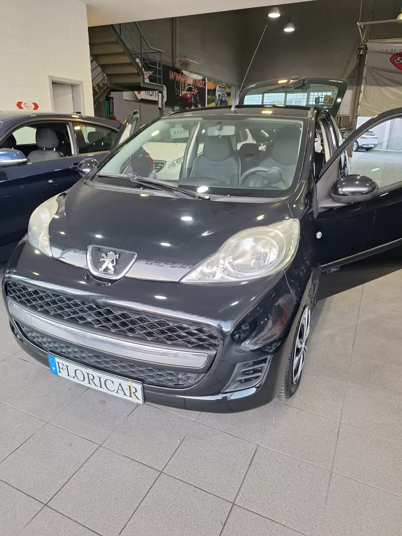 Peugeot 107 1.0 Trendy - foto 2