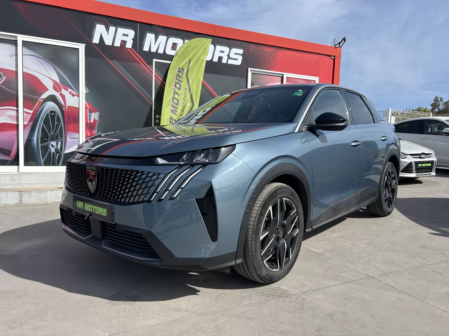 Peugeot 3008 1.2 Hybrid Allure e-DCS6