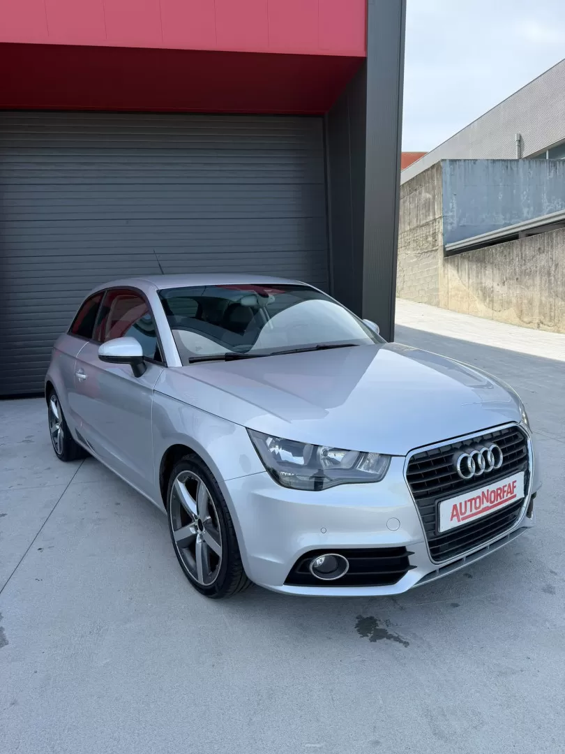 Audi A1 1.6 TDI Sport - foto 7