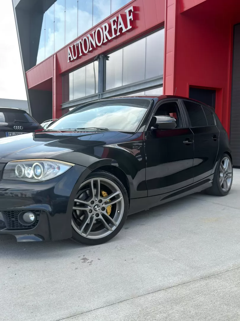 BMW 118 d Pack M - foto 8