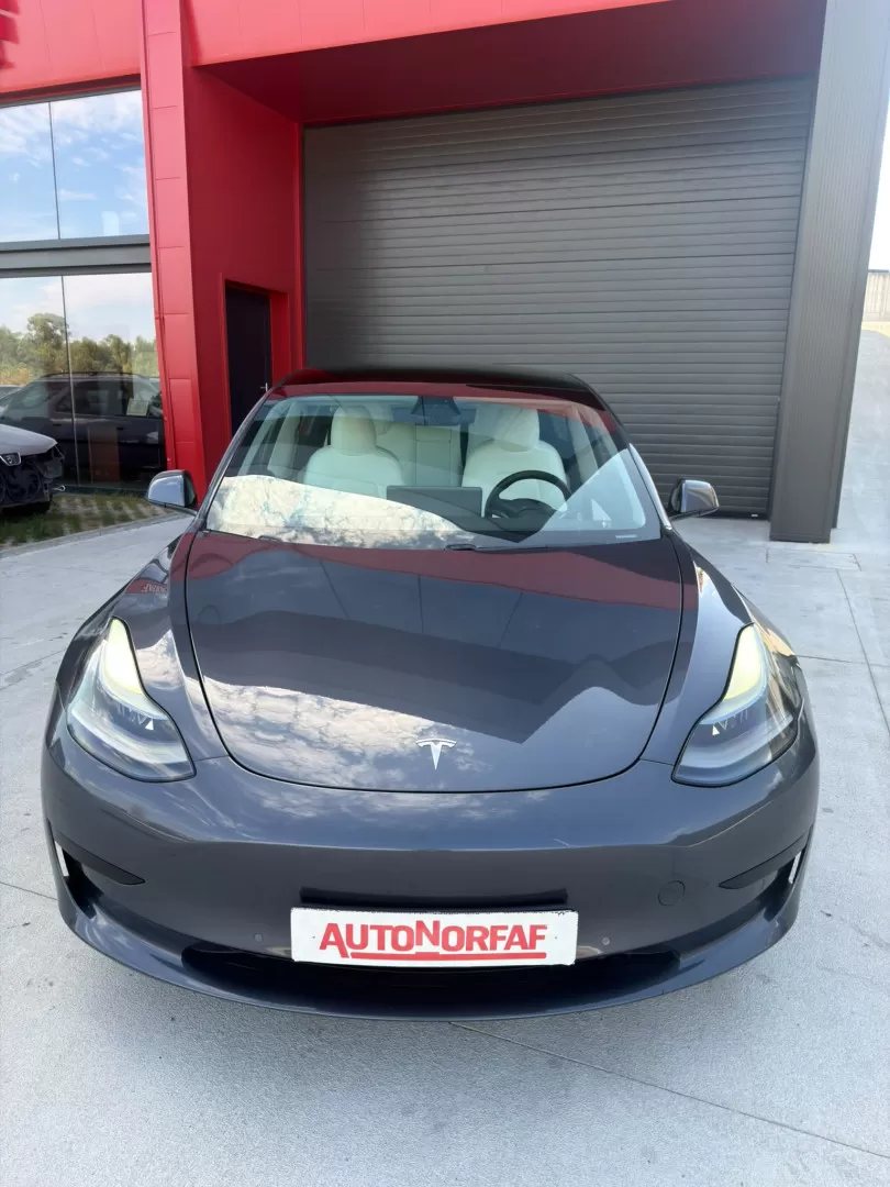 Tesla Model 3 Standard Range Plus RWD - foto 3