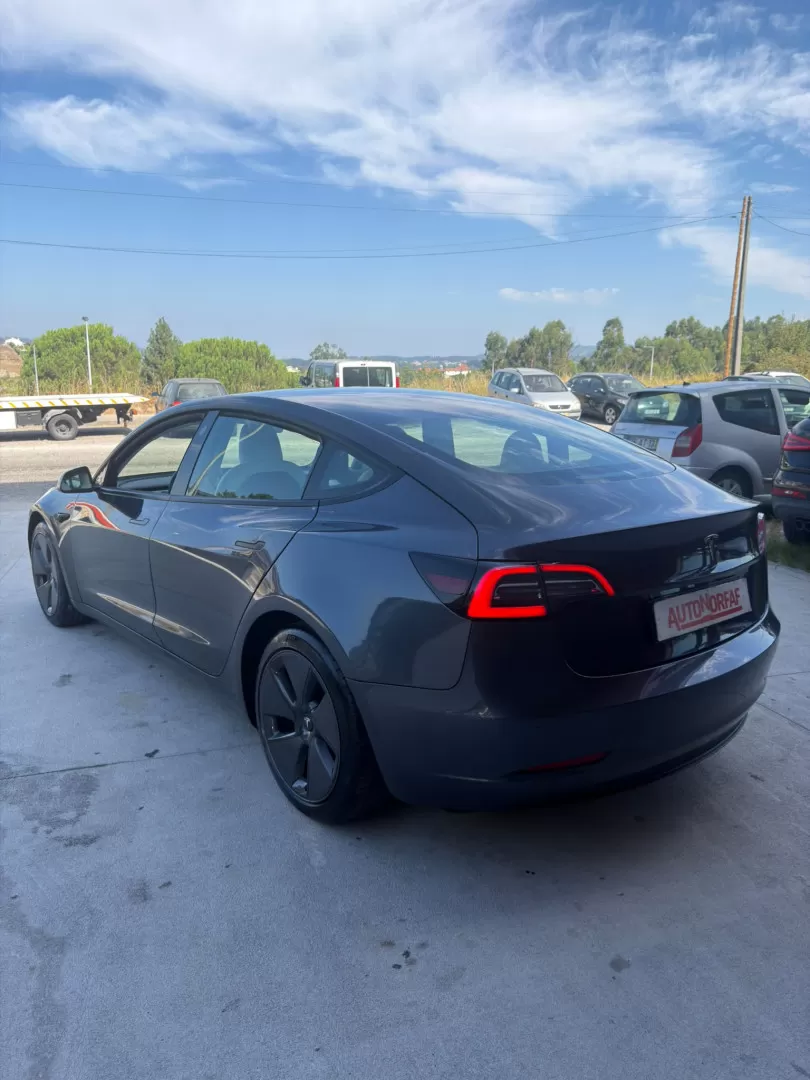 Tesla Model 3 Standard Range Plus RWD - foto 4