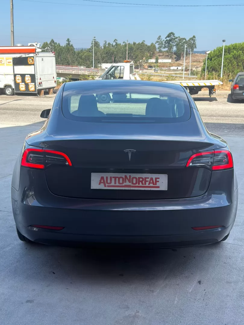 Tesla Model 3 Standard Range Plus RWD - foto 5