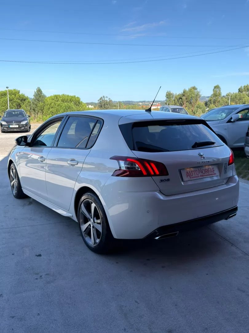 Peugeot 308 1.2 PureTech Style - foto 4