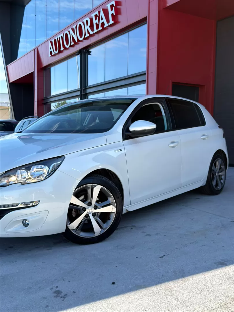 Peugeot 308 1.2 PureTech Style - foto 8