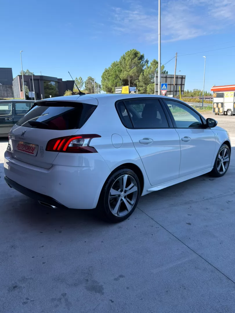 Peugeot 308 1.2 PureTech Style - foto 6