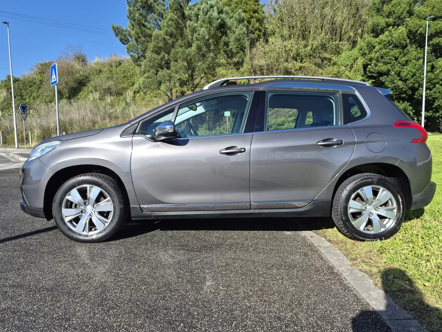 Peugeot 2008 PureTech 110 GPF EAT6 Black Edition - foto 5