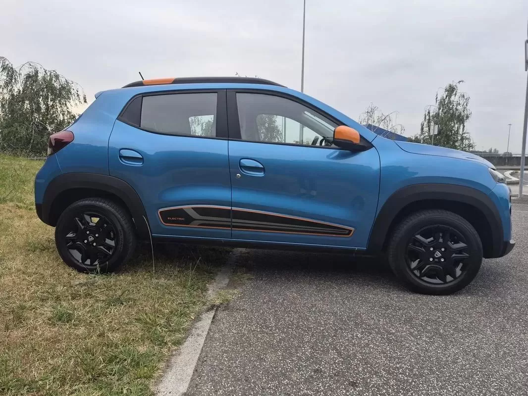 Dacia Spring - foto 2