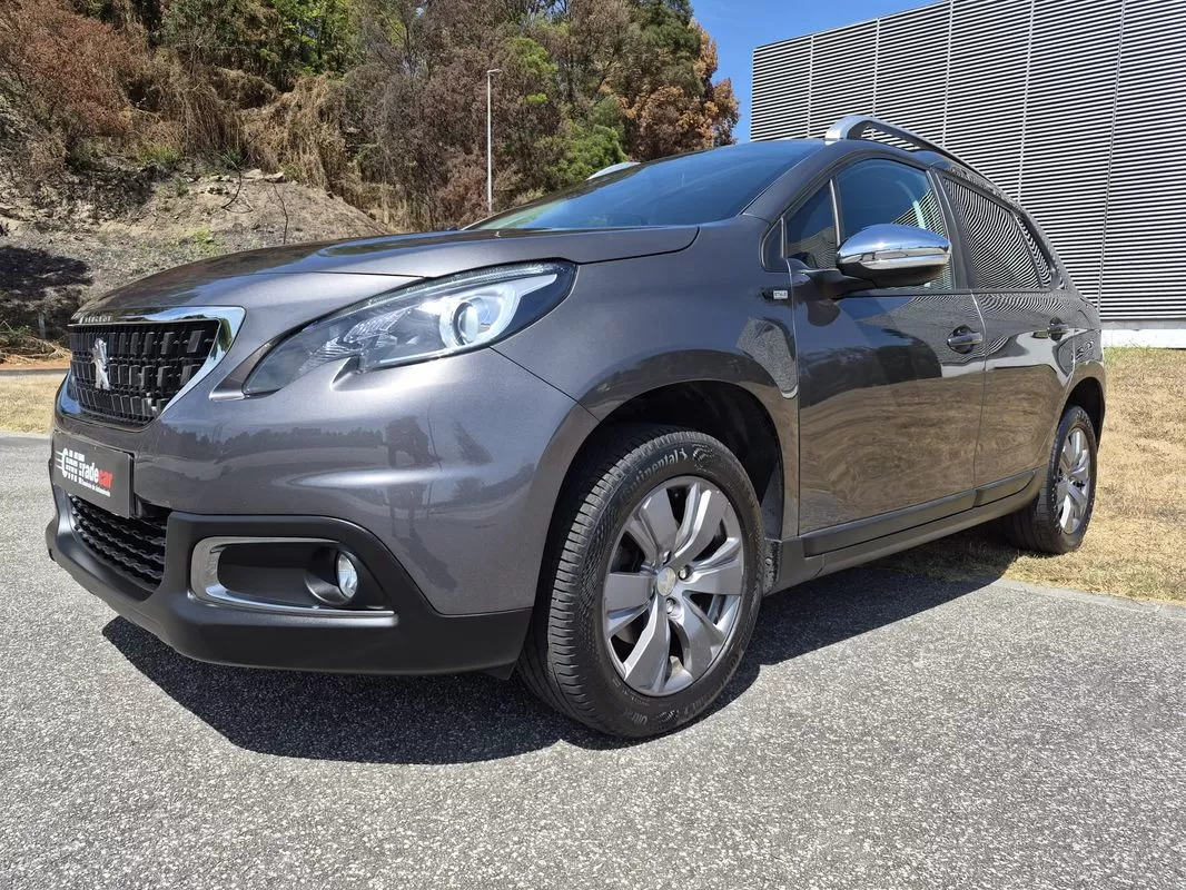 Peugeot 2008 1.2 PureTech Style