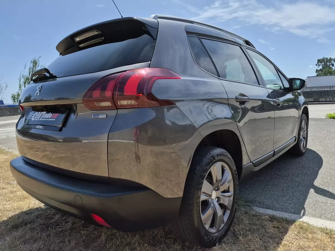 Peugeot 2008 1.2 PureTech Style - foto 4