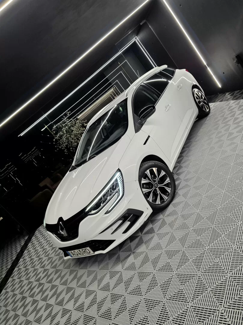 Renault Mégane Sport Tourer 1.5 DCI LIMITED - foto 4