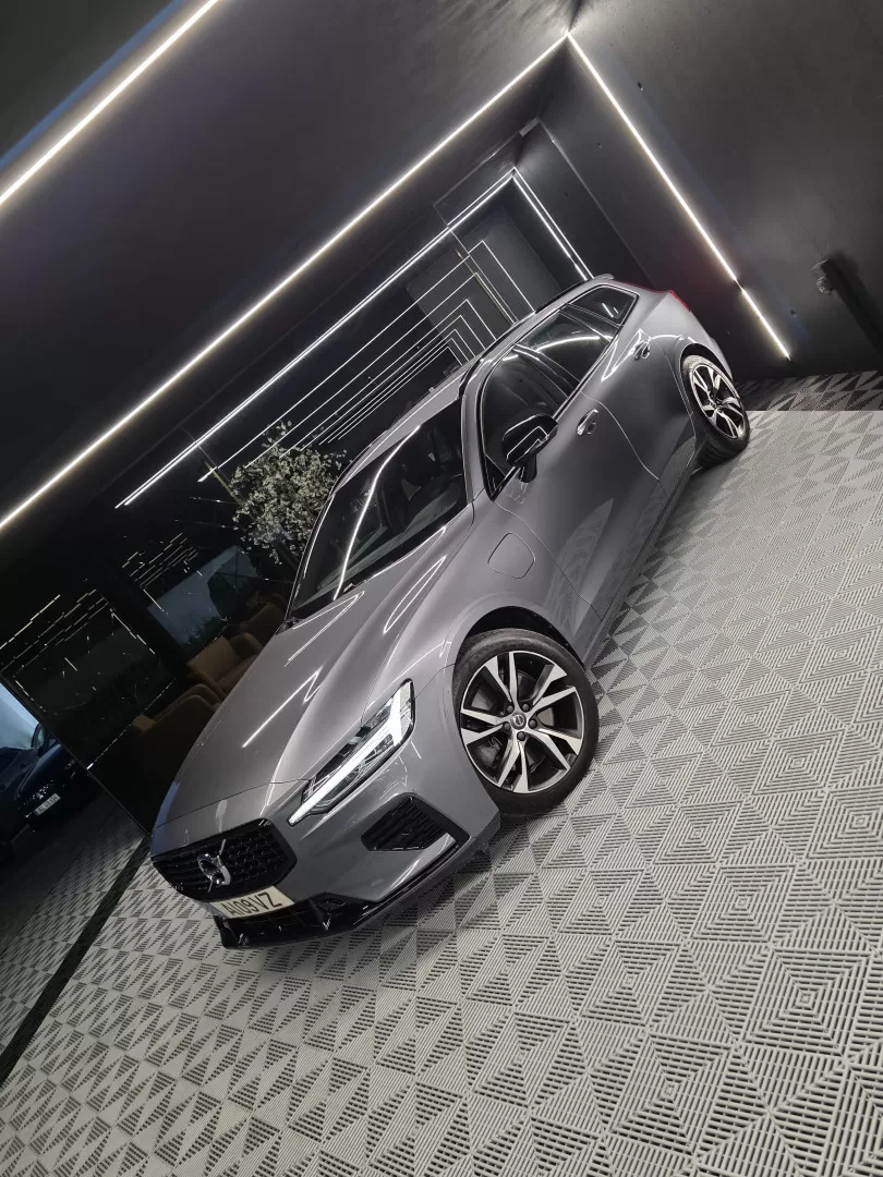 Volvo V60 2.0 T6 AWD TE R-Design - foto 4
