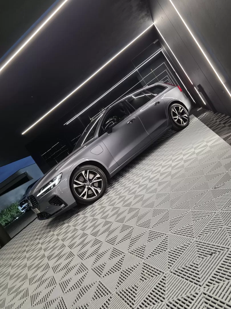 Volvo V60 2.0 T6 AWD TE R-Design - foto 8