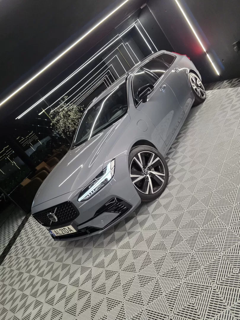 Volvo V90 2.0 T6 PHEV R-Design AWD - foto 5