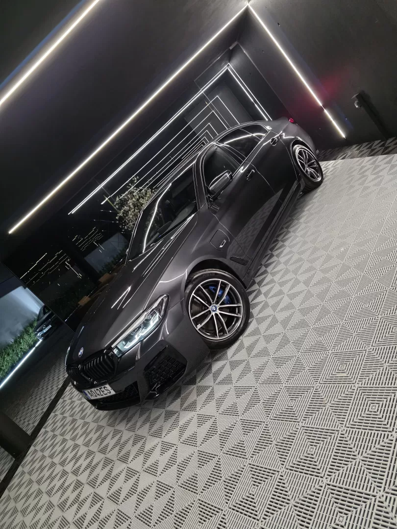 BMW 530 e Pack Desportivo M - foto 7