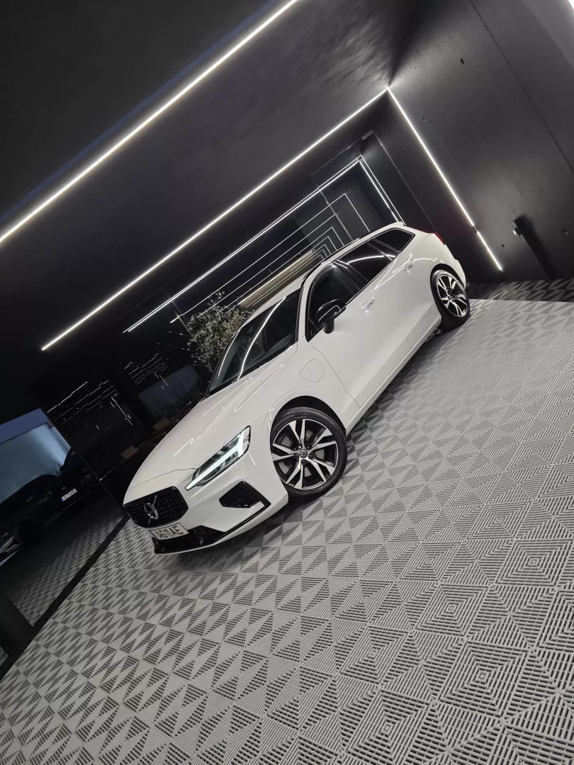 Volvo V60 2.0 T6 AWD TE R-Design Expression - foto 6