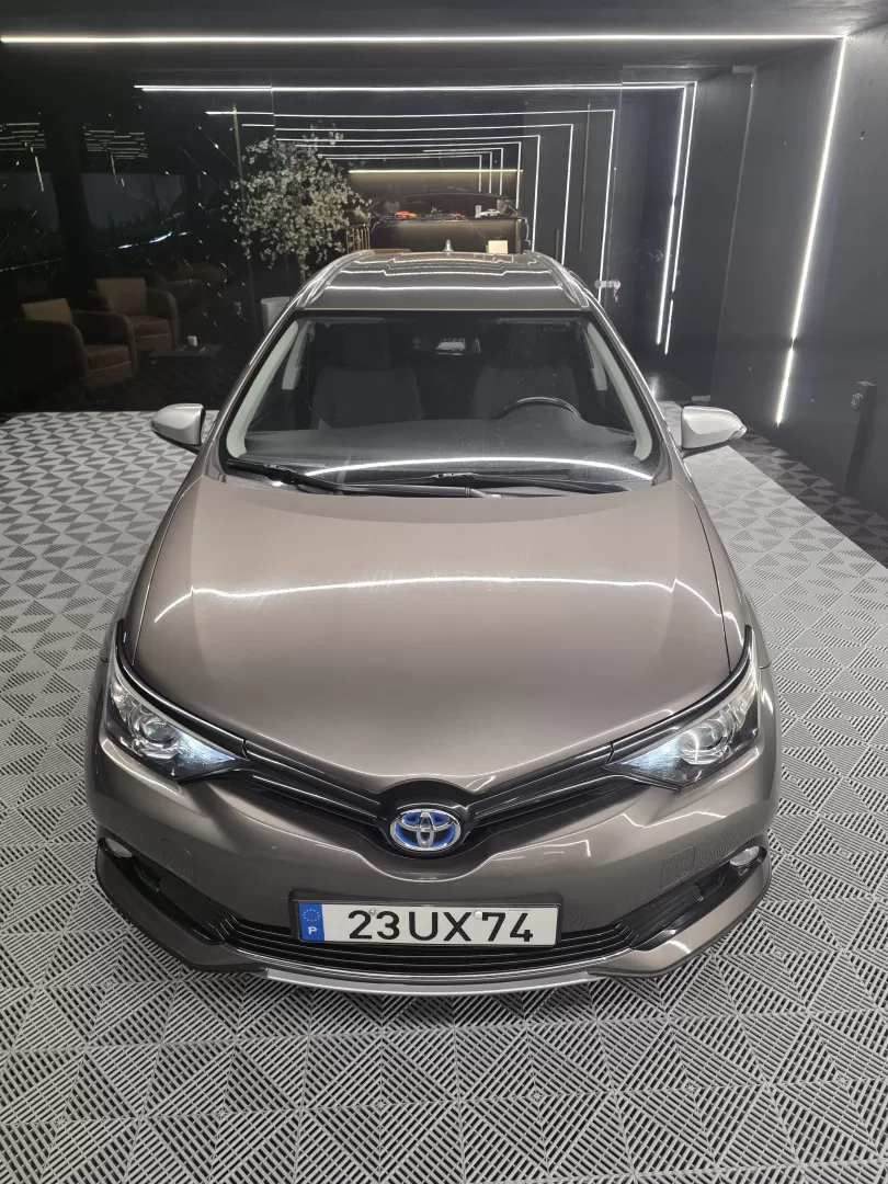 Toyota Auris Touring Sports 1.8 HSD Comfort +P.Techno+P.Sport - foto 7