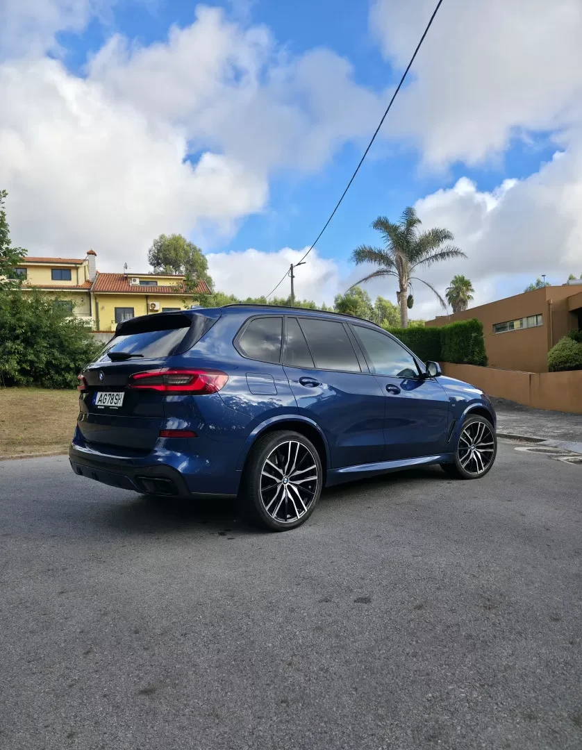 BMW X5 45 e xDrive Pack M - foto 4